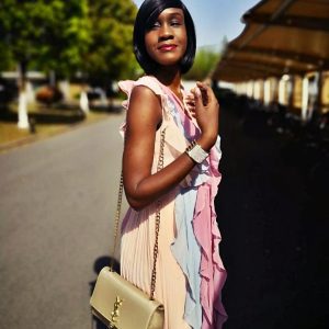 48 heures pour t’exciter Lina - rencontre-Black-Hyères
