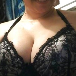 Maud - rencontre-MILF-Aubagne