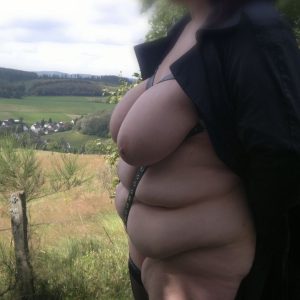 3 jours de liberté sous le soleil Sophie - rencontre-Naturiste-Issy-les-Moulineaux