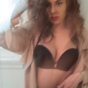 Camille - rencontre-Milf-Mâcon