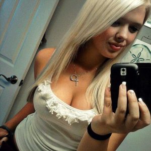 Lina - rencontre-Teen-Dijon