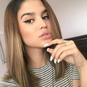 Mon ex m’a écrit pendant que je mangeais ma salade Inès - rencontre-Beurette-Montpellier