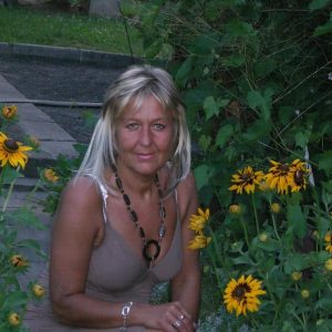 Si t’es pas du genre à reculer devant une salope de 55 ans Fabienne - rencontre-Cougar-L'Isle-Jourdain