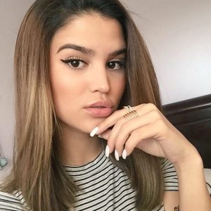 Tu réponds aux SMS perdus ? Camila - rencontre-Teen-Château-Gontier-sur-Mayenne