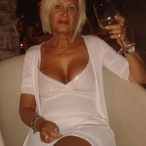 Anouk - rencontre-Cougar-Reims