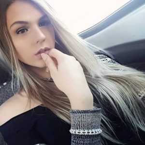 Julie - rencontre-Teen-Nice
